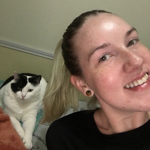 Meet your Posher, Brittany